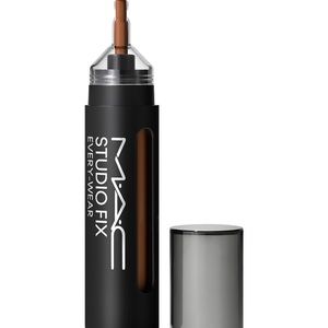 MAC Studio Fix Everywear All-Over Face Pen